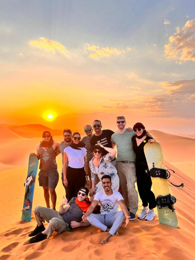 Les Roches Desert Camp เมอร์ซูกา ภายนอก รูปภาพ
